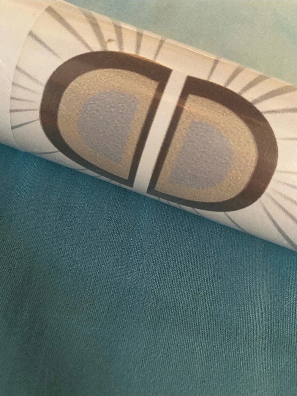 Peel and Stick Wallpaper Roll - Modern Geometric Pattern NIP